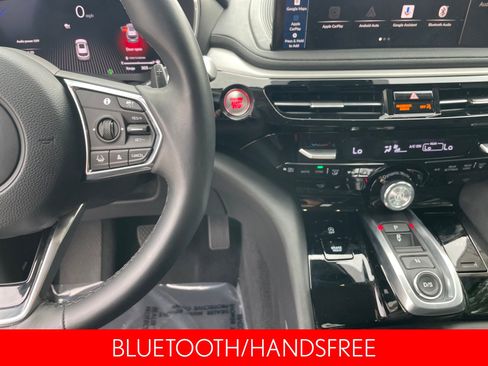 Used 2025 Acura MDX SH-AWD image 15