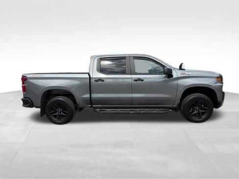 Used 2019 Chevrolet Silverado 1500 Custom Trail Boss w/ Custom Convenience Package image 2