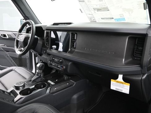 New 2025 Ford Bronco Big Bend image 24