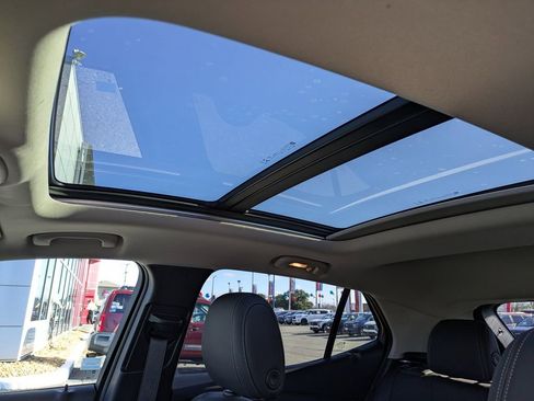 Used 2023 Buick Encore GX Essence w/ Experience Buick Package image 21