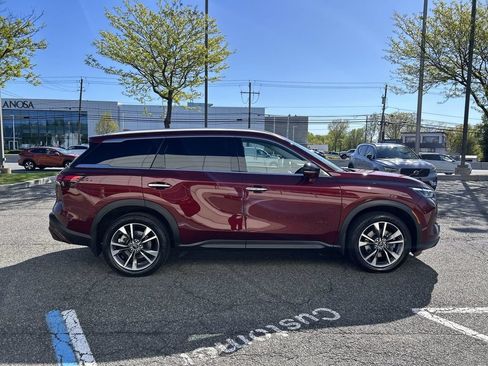 Certified 2023 INFINITI QX60 Luxe AWD/4WD image 9
