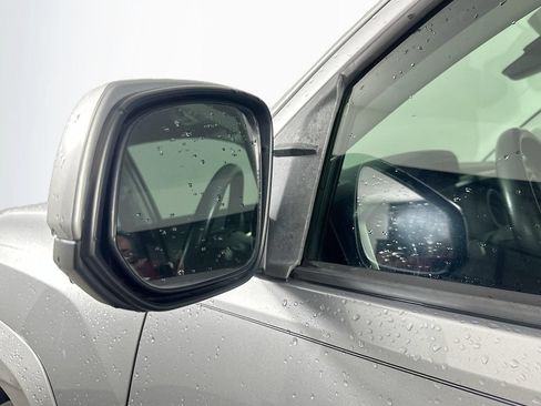 Used 2021 Toyota Tacoma SR5 RWD image 36