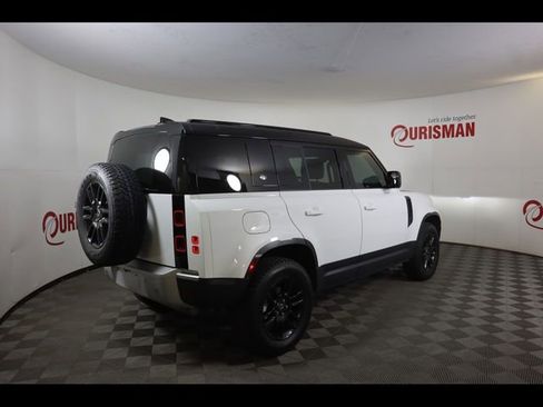 Used 2024 Land Rover Defender 110 S AWD/4WD image 10