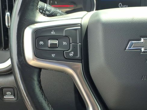 Used 2021 Chevrolet Silverado 1500 LT Trail Boss AWD/4WD image 17