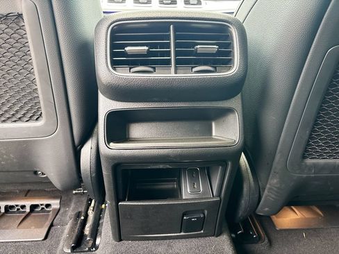 Used 2023 Mercedes-Benz GLE 450 4MATIC image 16