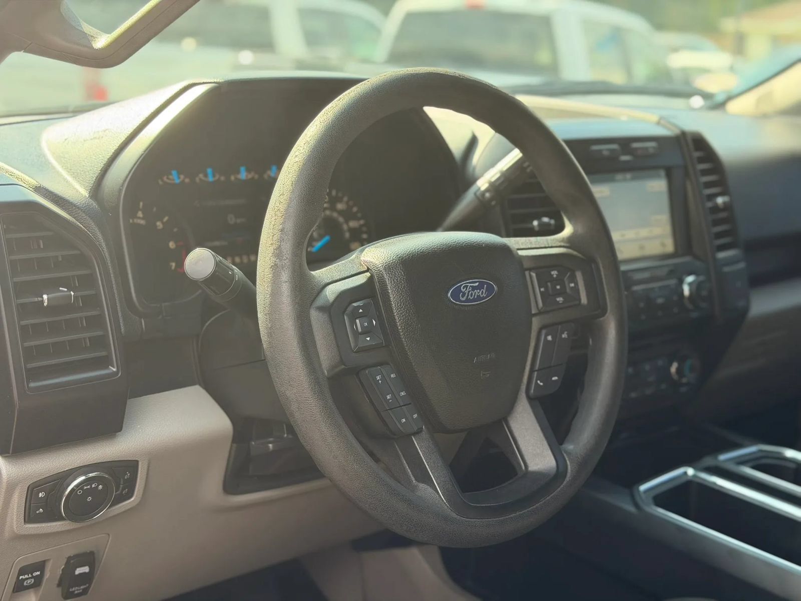 Used 2017 Ford F150 XL w/ Equipment Group 101A Mid AWD/4WD image 12
