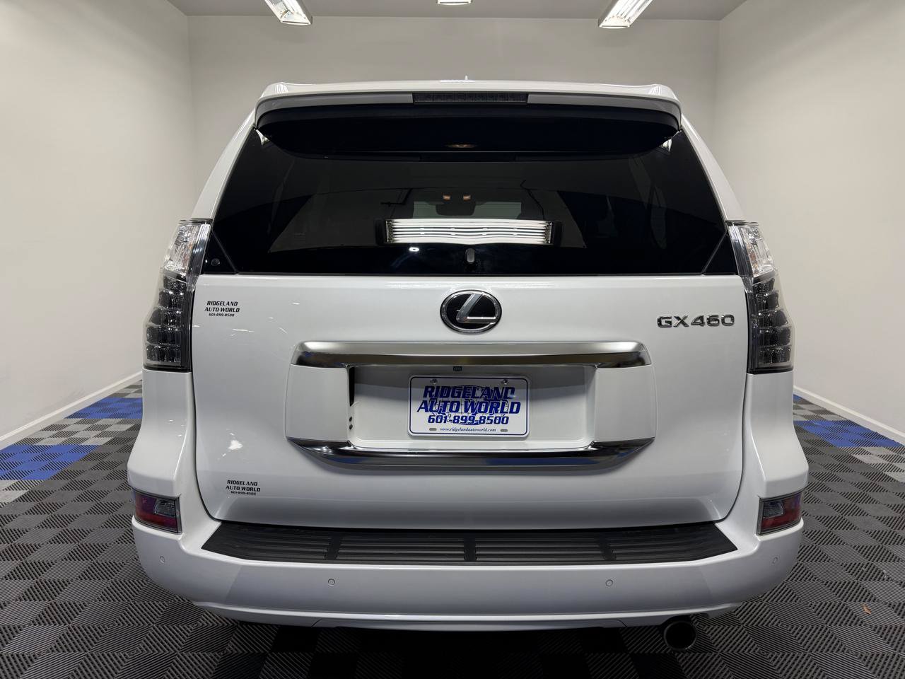 Used 2021 Lexus GX 460 Premium w/ Premium Plus Package AWD/4WD image 12