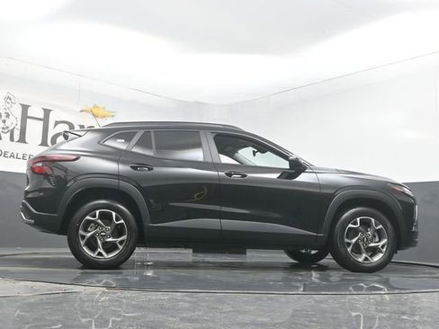 New 2026 Chevrolet Trax LT image 31