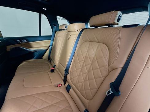 New 2026 BMW X5 xDrive40i w/ M Sport Package image 26