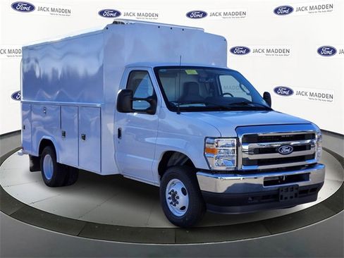 New 2026 Ford E-350 and Econoline 350 Super Duty w/ Power Equipment Group image 7