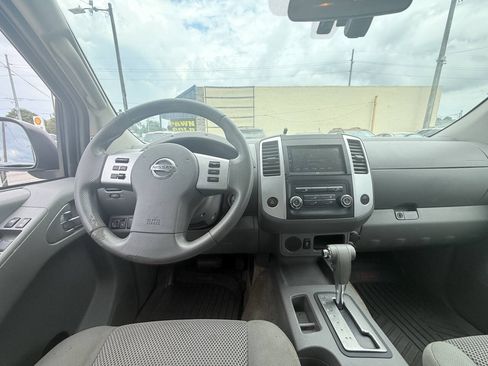 Used 2016 Nissan Frontier SV RWD image 20