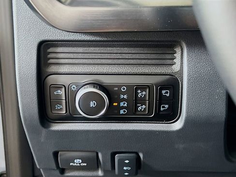 New 2026 Ford F350 Lariat w/ Black Appearance Package image 19