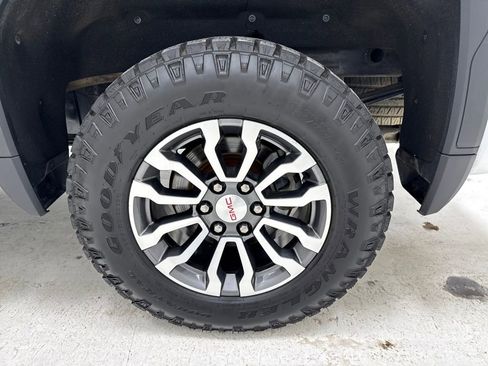 Used 2021 GMC Sierra 1500 AT4 image 7