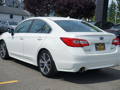 Used 2016 Subaru Legacy 2.5i Limited AWD/4WD image 3