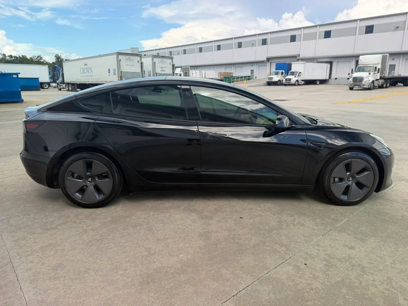 Used 2022 Tesla Model 3 Long Range AWD/4WD image 6
