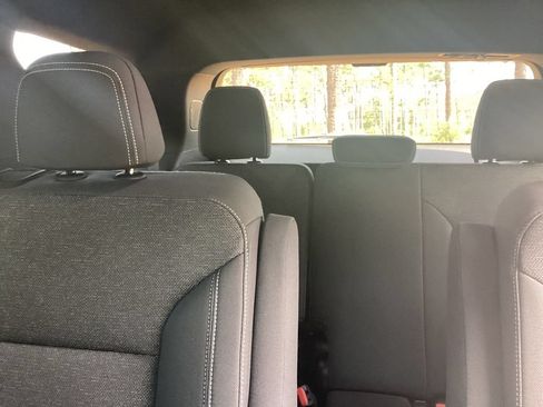 New 2026 Chevrolet Traverse LT w/ Driver Confidence Package FWD image 18