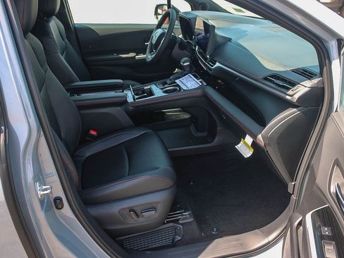 New 2026 Toyota Sienna XSE FWD image 19