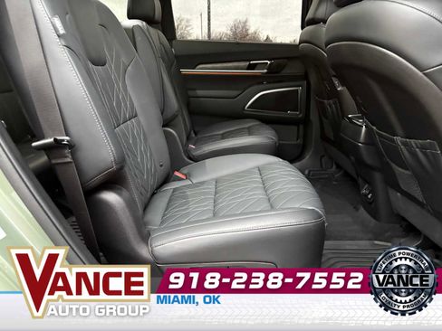 Used 2025 Kia Telluride SX Prestige X-Line image 17