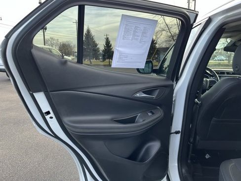 Used 2022 Buick Encore GX Select w/ Advanced Technology Package image 30