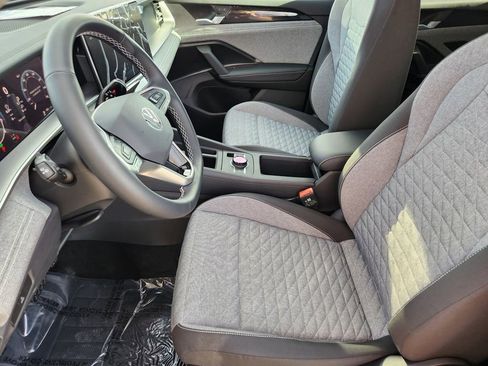 New 2026 Volkswagen Tiguan S AWD/4WD image 4