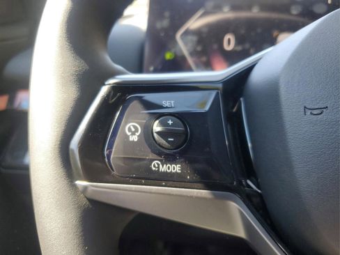 Used 2025 BMW i5 eDrive40i w/ Premium Package image 24