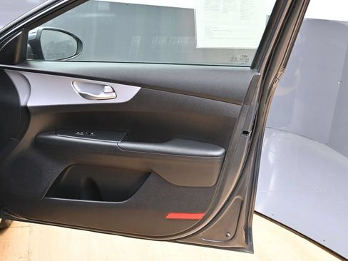 Used 2024 Kia Forte LXS FWD image 30