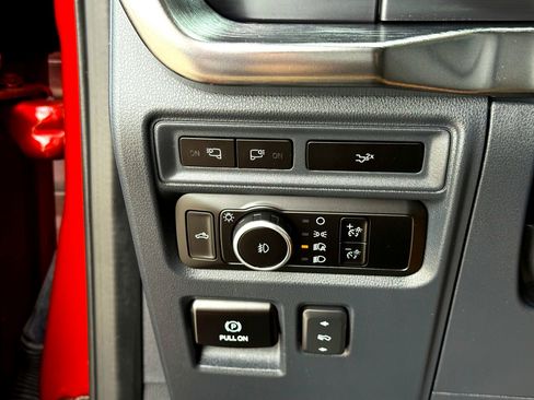 Used 2023 Ford F150 Lariat w/ Equipment Group 502A High AWD/4WD image 19