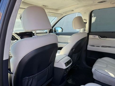 Used 2024 Hyundai Palisade Calligraphy image 26