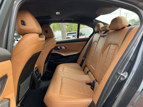 Used 2019 BMW 330i xDrive Sedan w/ Premium Package AWD/4WD image 29