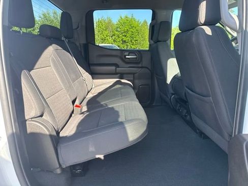 Used 2024 Chevrolet Silverado 1500 Custom Trail Boss AWD/4WD image 34