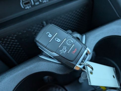 New 2026 RAM 1500 4x4 Crew Cab image 19