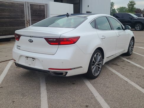 Used 2019 Kia Cadenza Technology FWD image 5