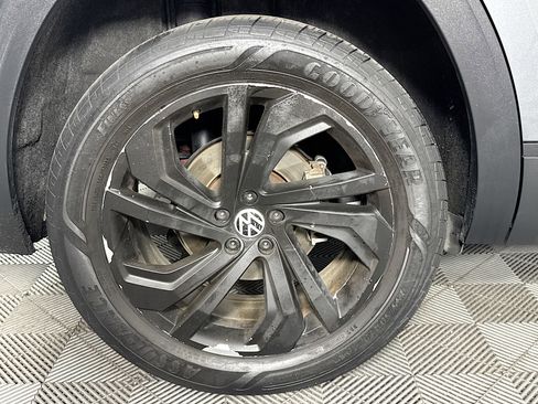 Used 2021 Volkswagen Atlas SE w/ MDO Package (Bench Seat) AWD/4WD image 50