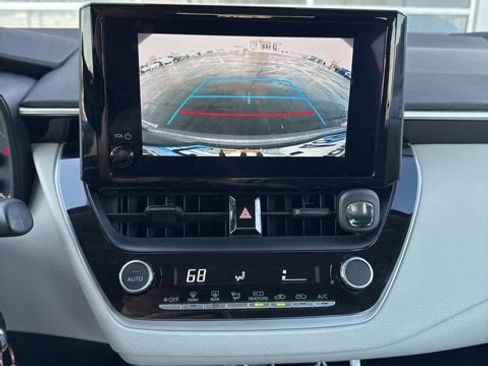 Used 2023 Toyota Corolla LE image 13