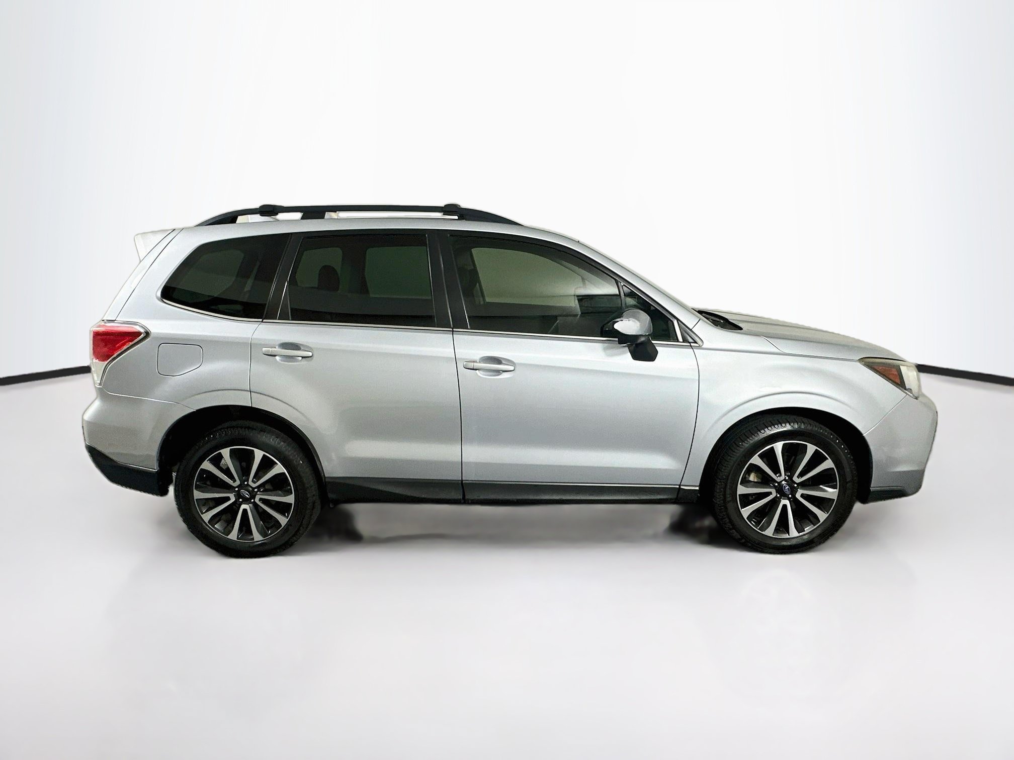 Used 2017 Subaru Forester 2.0XT Premium w/ Popular Package #2A AWD/4WD image 10