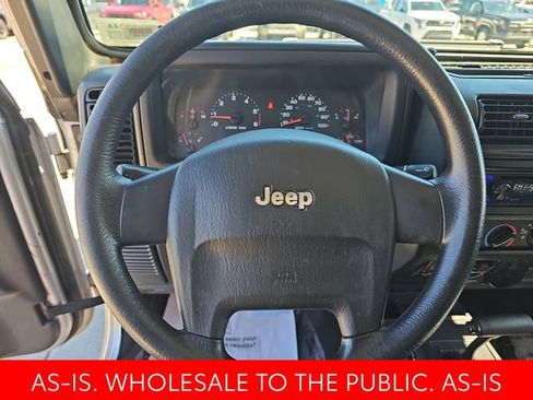 Used 2005 Jeep Wrangler Rubicon AWD/4WD image 12