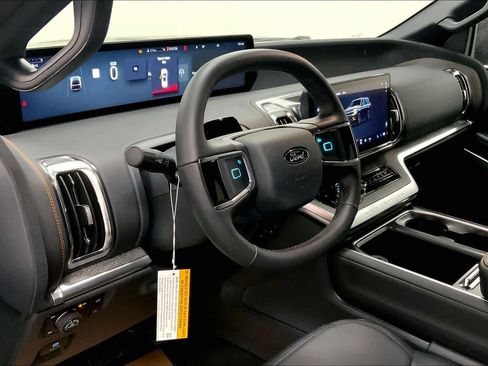 New 2026 Ford Expedition Tremor image 7