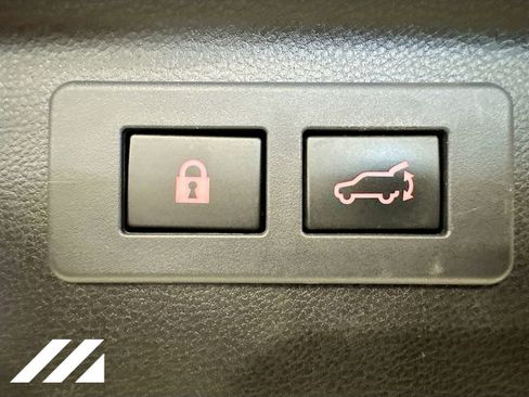 Used 2020 Subaru Forester Limited w/ Popular Package #3 AWD/4WD image 30
