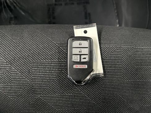 Used 2022 Honda Pilot Sport image 40