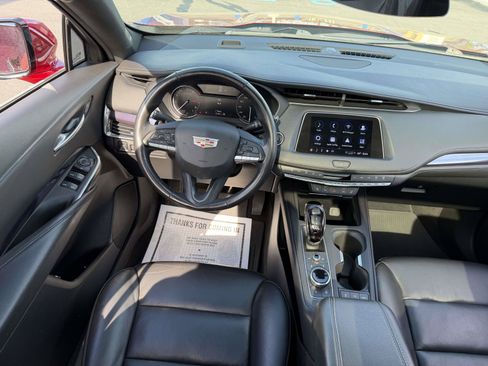 Certified 2023 Cadillac XT4 Luxury w/ Cold Weather Package AWD/4WD image 32