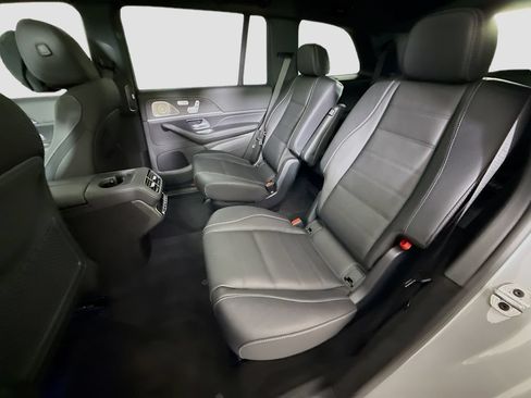 New 2026 Mercedes-Benz GLS 450 4MATIC image 26
