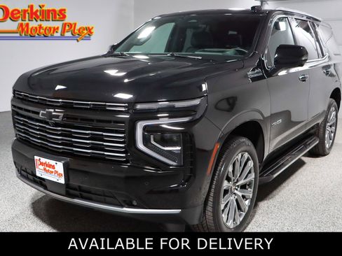 Used 2025 Chevrolet Tahoe High Country w/ Sun And Tow Package image 1