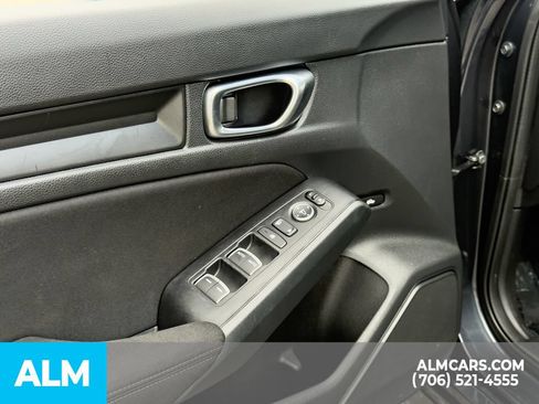 Used 2025 Honda Civic Sport image 16