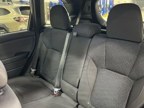 Certified 2025 Subaru Forester Premium image 18