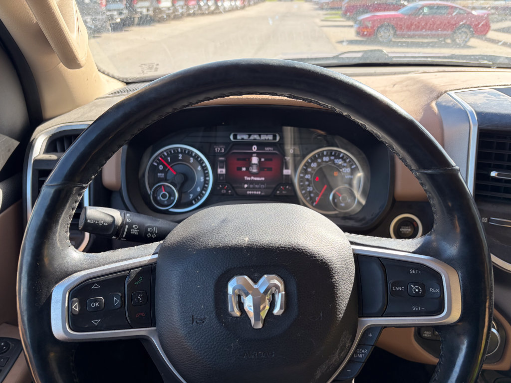 Used 2019 RAM 1500 Big Horn AWD/4WD image 9