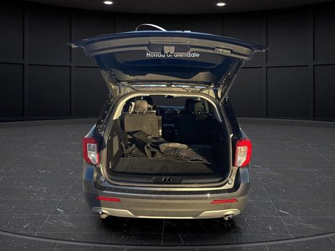 Used 2020 Ford Explorer Limited image 16