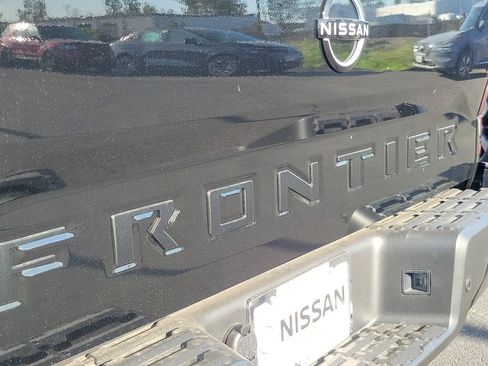 New 2026 Nissan Frontier SV image 4