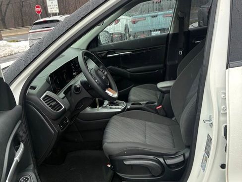 Used 2024 Kia Seltos LX image 23