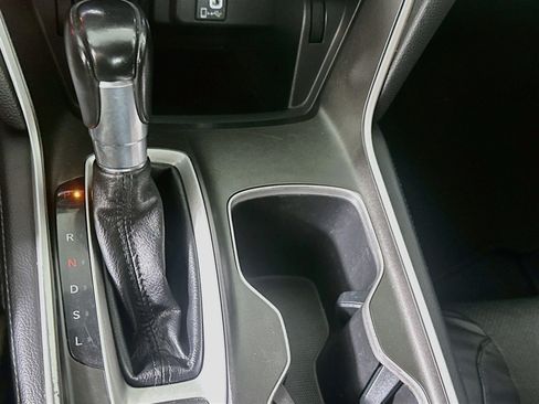 Used 2018 Honda Accord EX-L image 24