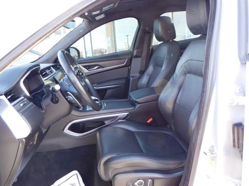 Used 2021 Jaguar F-PACE S image 10